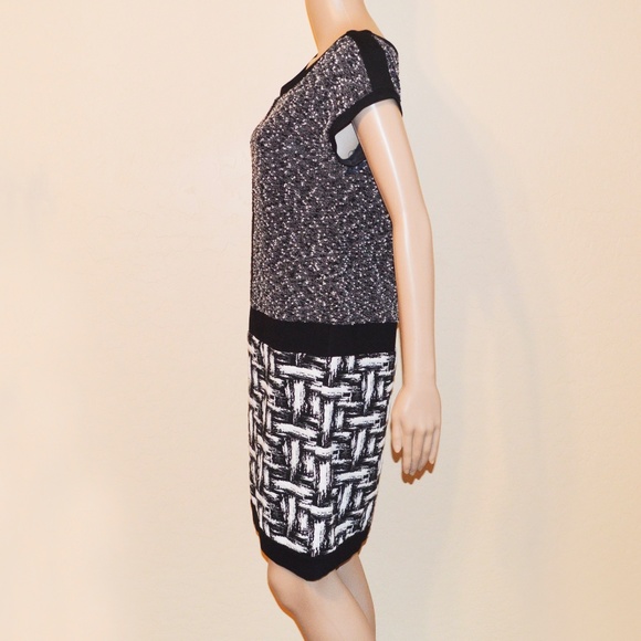 ANN TAYLOR Black & White Knit Abstract Shift Dress - Picture 4 of 6